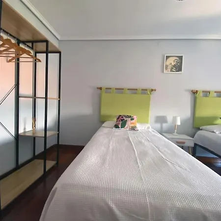 Laura & Carlos Guests House Santander