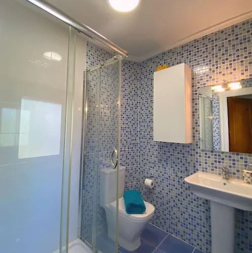 Laura & Carlos Guests House *